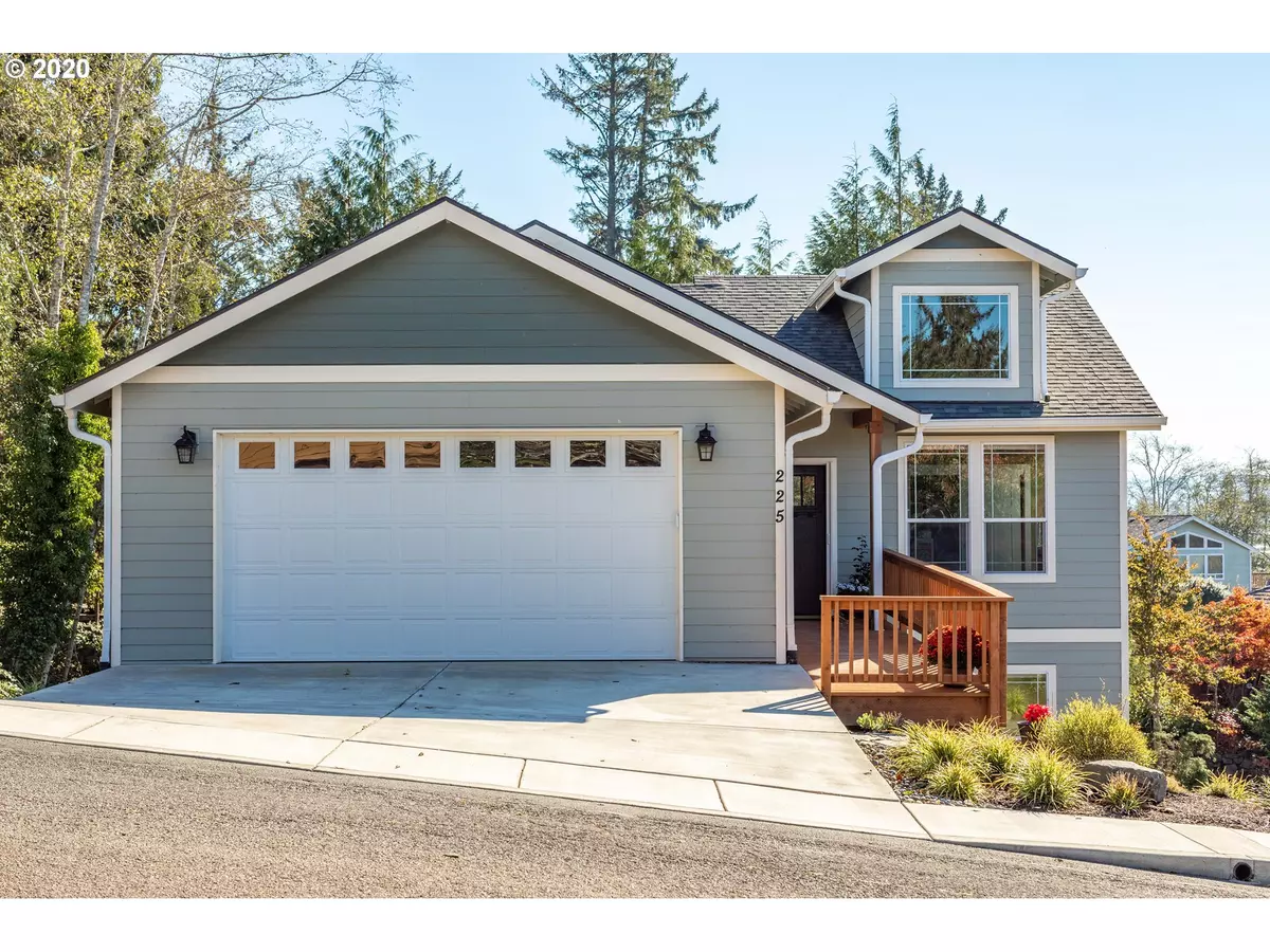 Astoria, OR 97103,225 Waldorf CIR