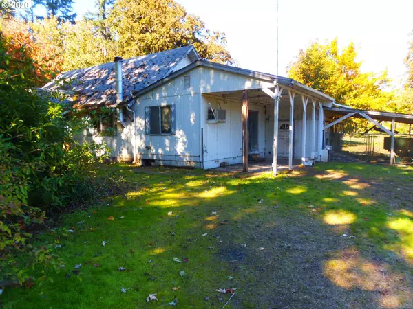 25551 E HUNTER RD, Veneta, OR 97487