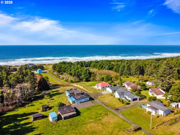 Yachats, OR 97498,285 NE DORNING ST