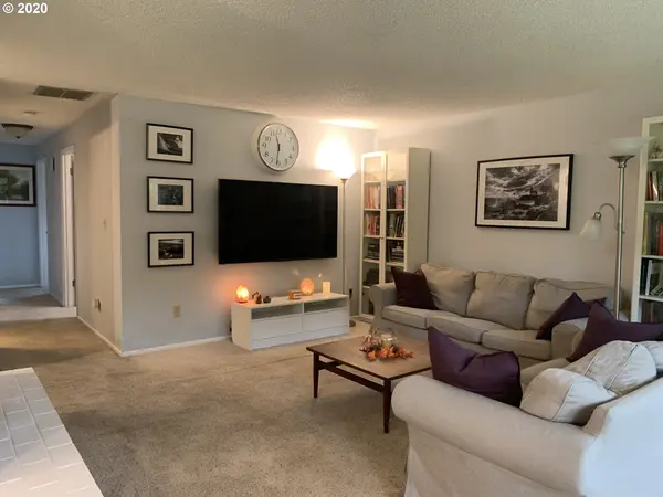 17626 SE EMERALD DR, Milwaukie, OR 97267