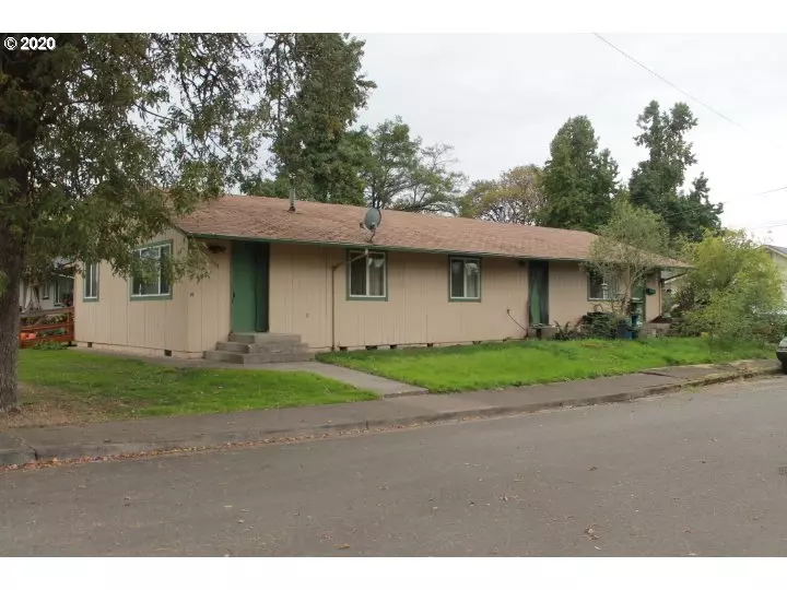 265 E 11TH AVE, Junction City, OR 97448