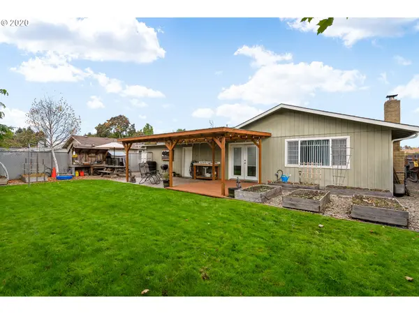 4558 SOUZA ST, Eugene, OR 97402