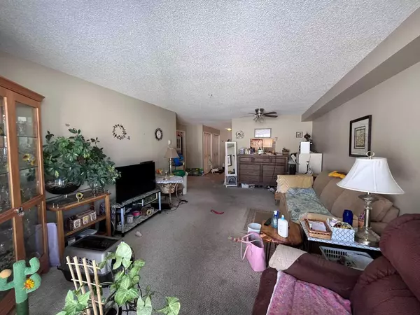 Calgary, AB T3G 5N5,2000 Citadel Meadow PT NW #209