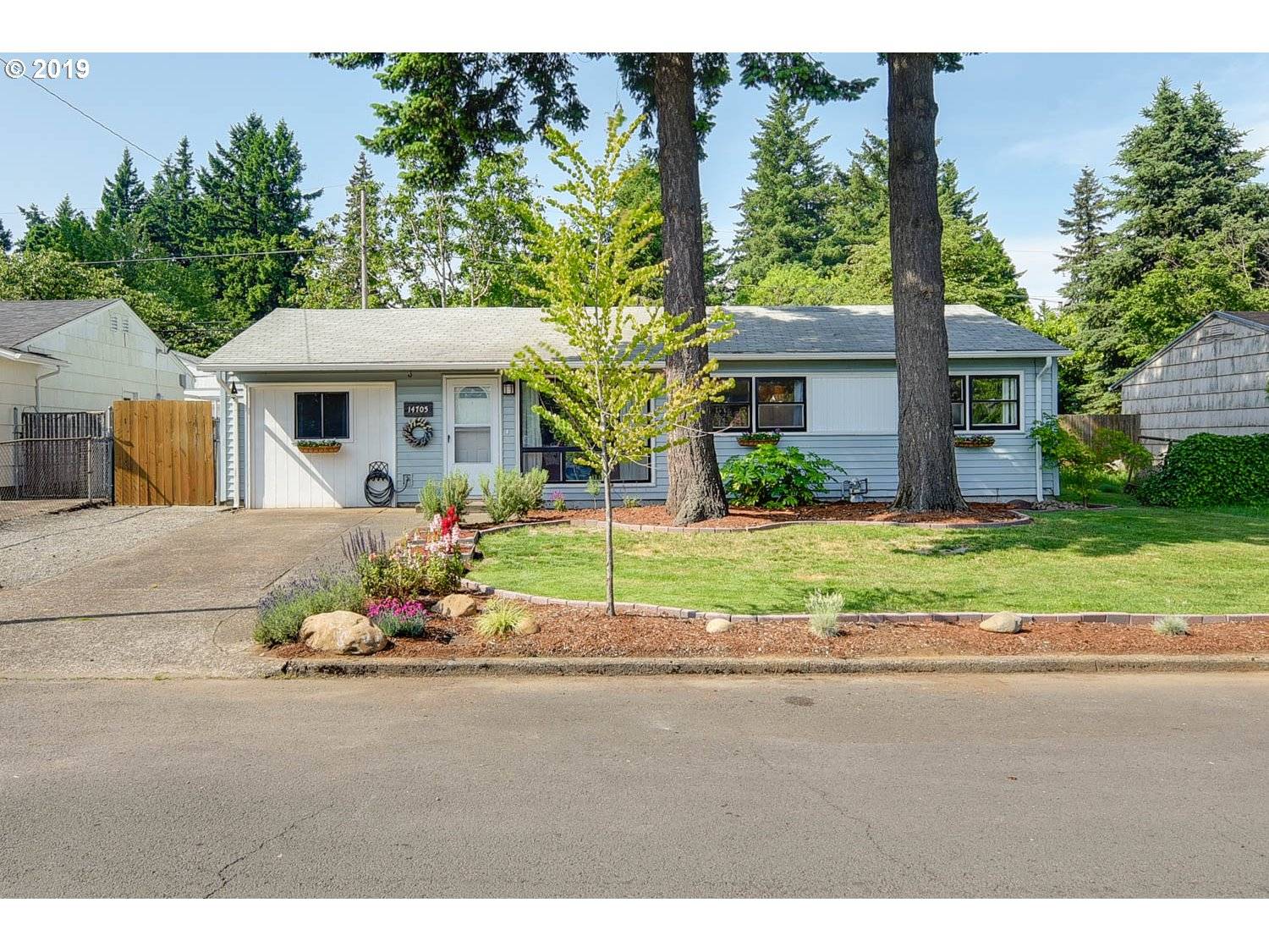 14705 SE GRANT ST, Portland, OR 97233