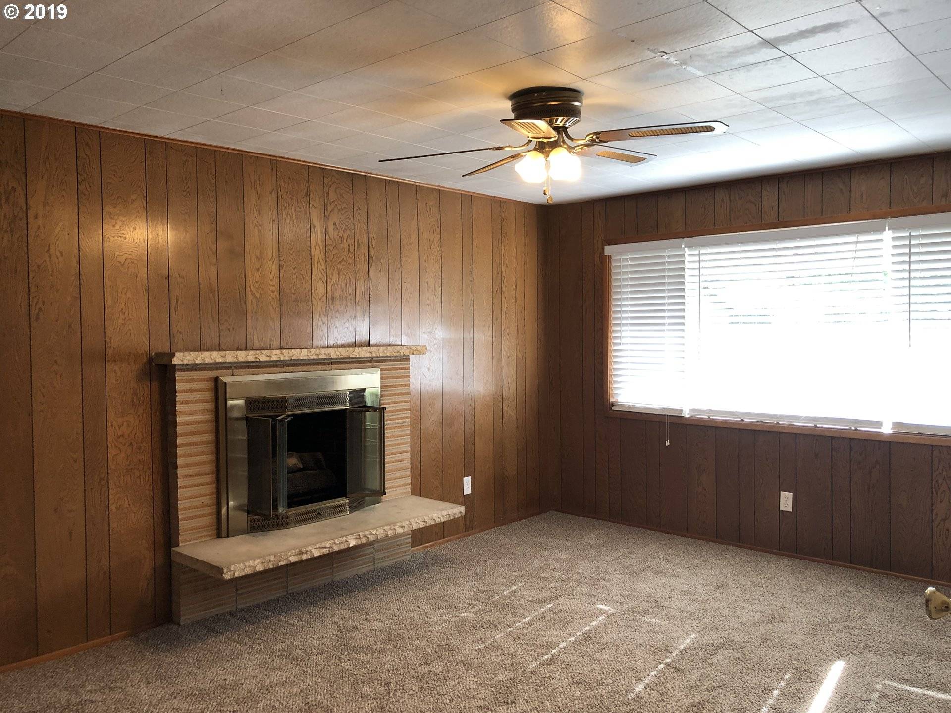 Portland, OR 97233,1046 SE 167TH AVE