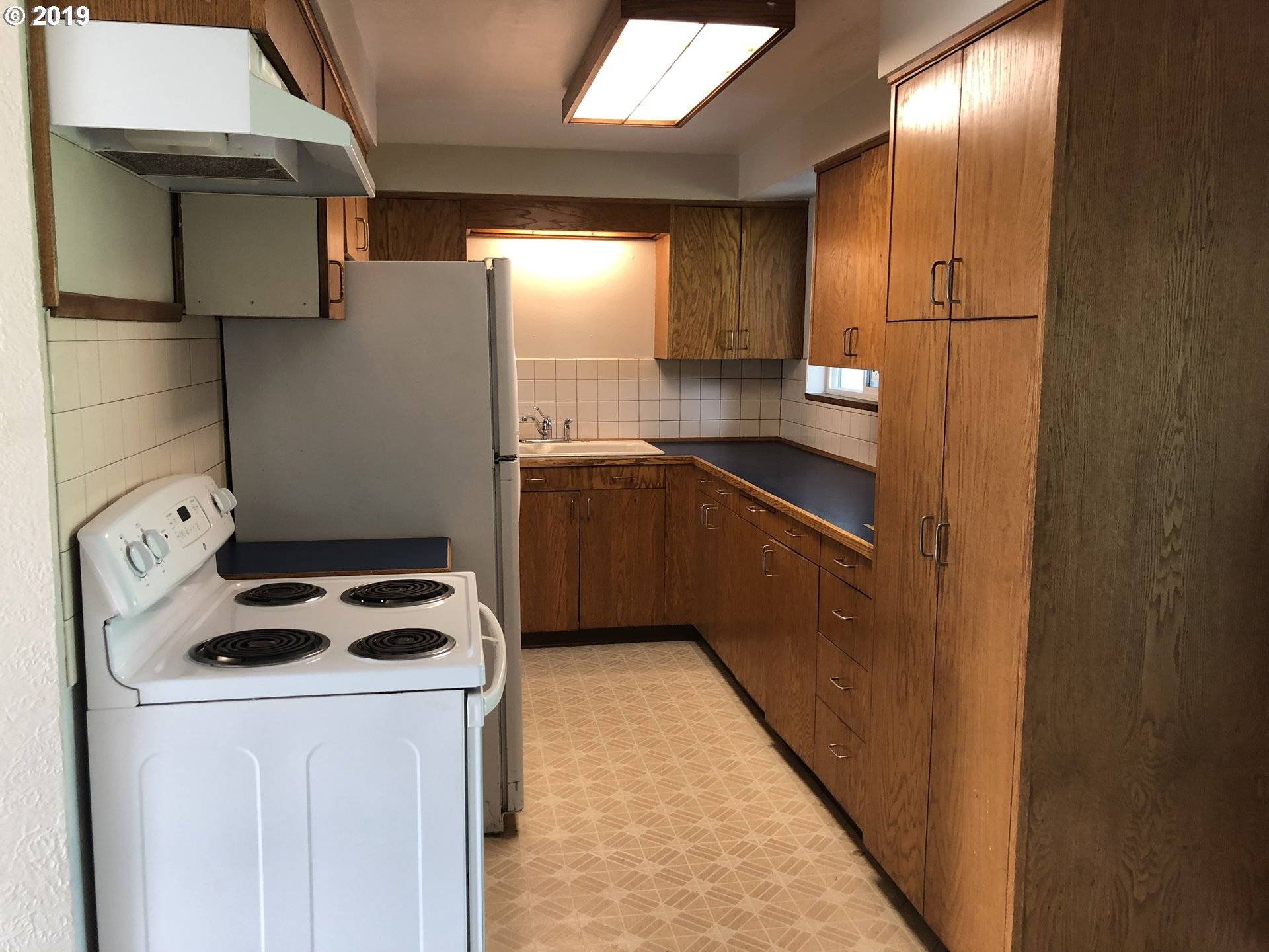 Portland, OR 97233,1046 SE 167TH AVE