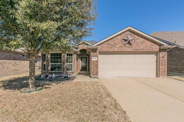 1902 Pecan Grove Drive, Anna, TX 75409