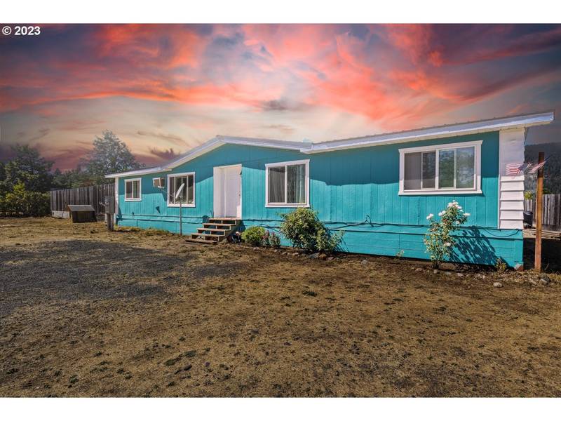 197 TURNER RD, Cave Junction, OR 97523