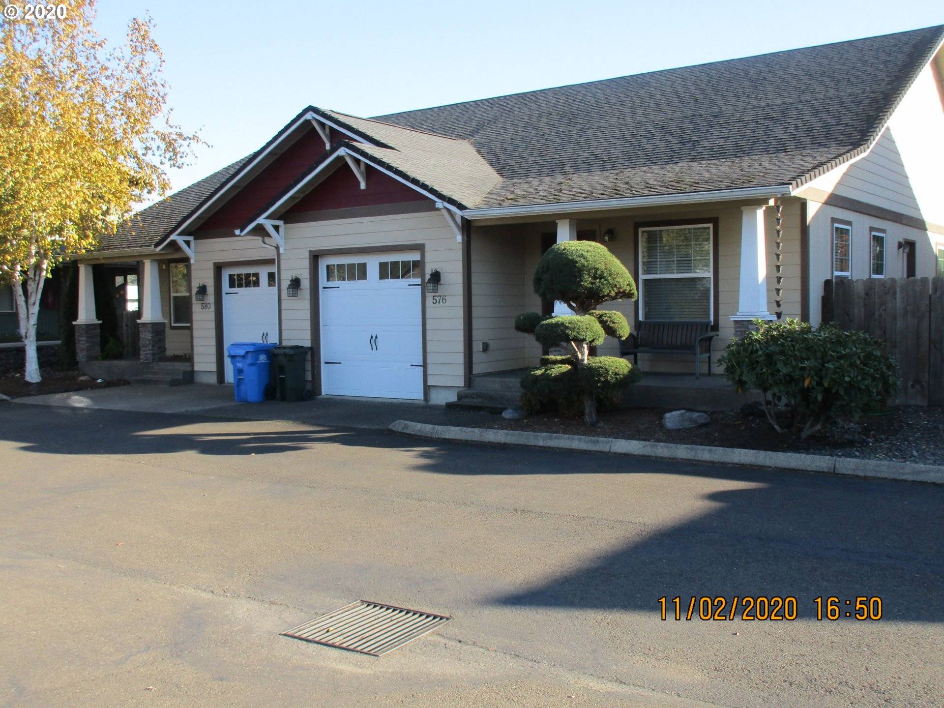 576 E CENTRAL AVE, Sutherlin, OR 97479