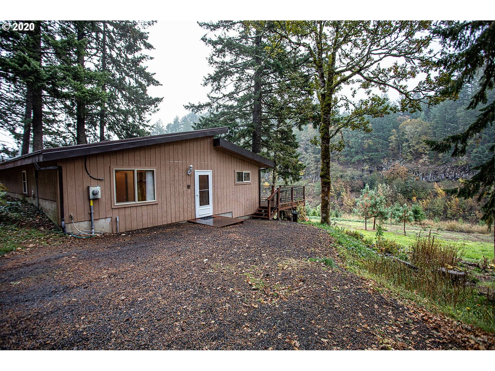 42 PRIVATE LAKE RD, White Salmon, WA 98672