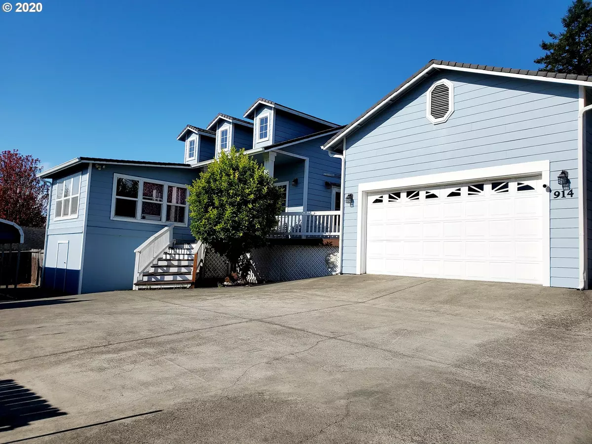 Brookings, OR 97415,914 EASY ST