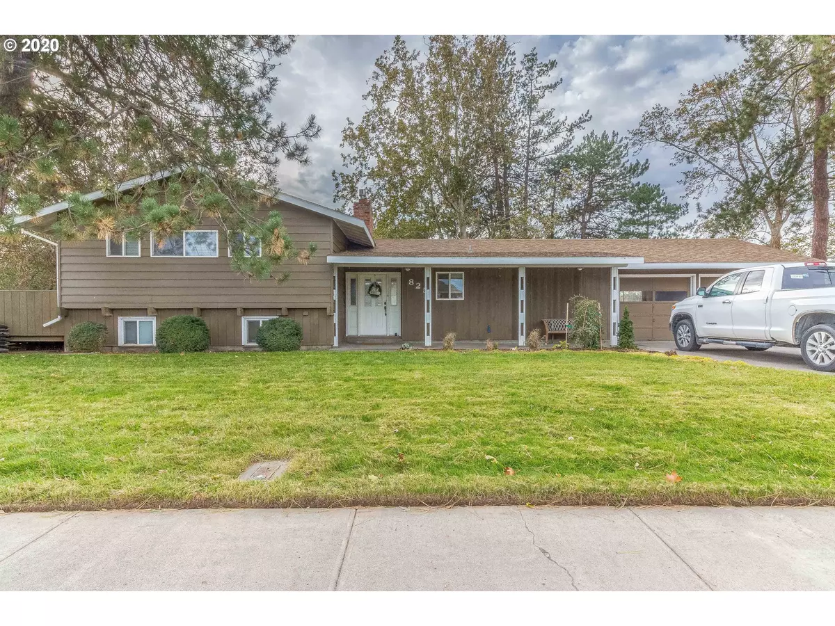 Hermiston, OR 97838,825 W RIDGEWAY