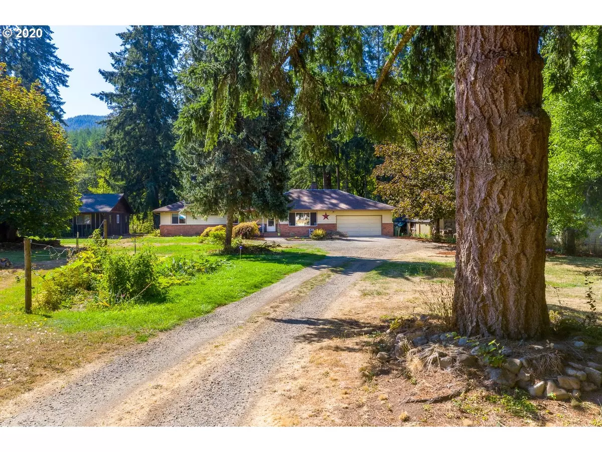 Dorena, OR 97434,37146 ROW RIVER RD