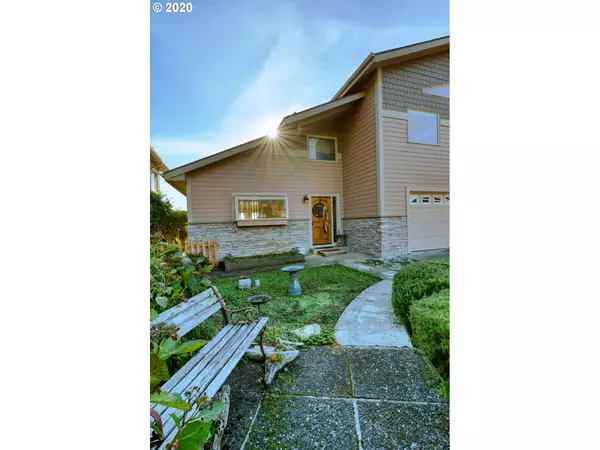 Brookings, OR 97415,14888 OCEANVIEW DR