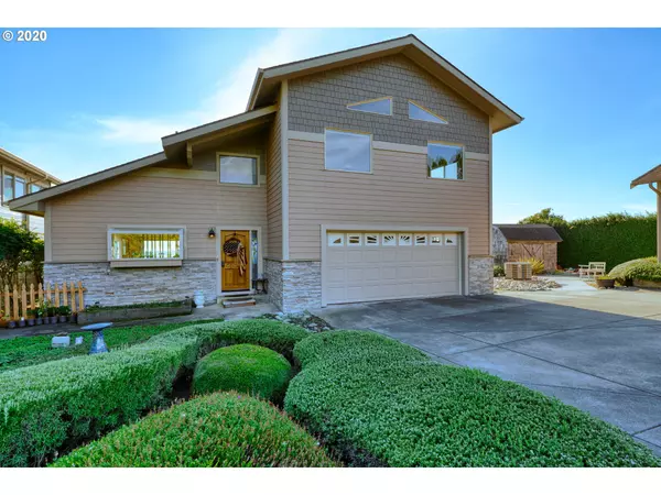 Brookings, OR 97415,14888 OCEANVIEW DR