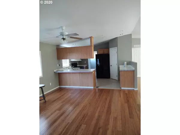 Hermiston, OR 97838,30413 PAMELA DR