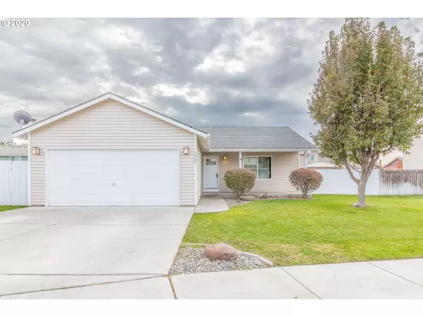 1362 NE GLADYS DR, Hermiston, OR 97838