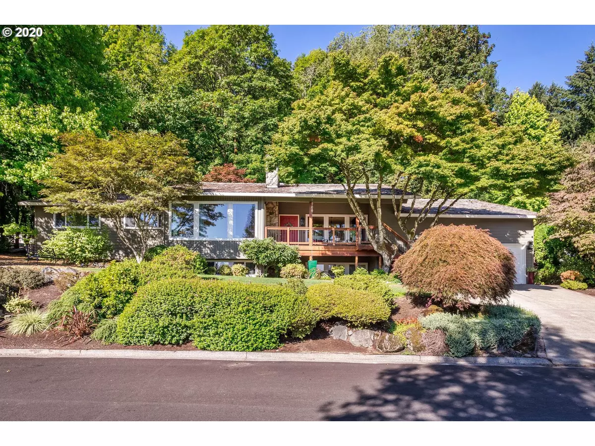 Lake Oswego, OR 97034,17931 MEADOWLARK LN