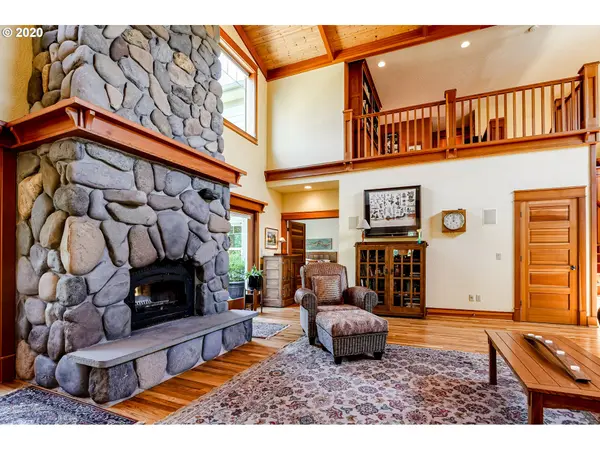 78303 MEADOW PARK DR, Cottage Grove, OR 97424