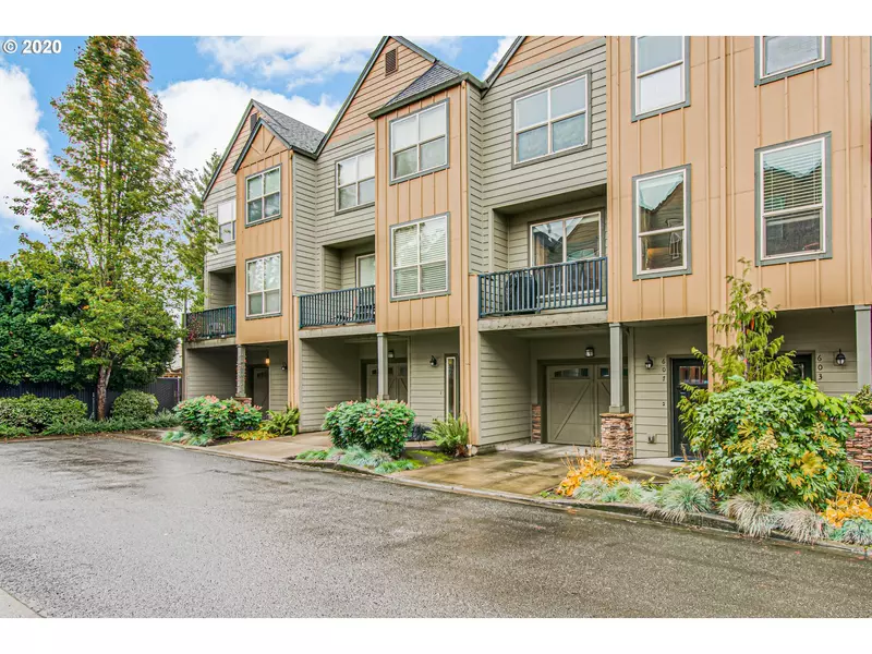 607 NE 85TH CIR, Vancouver, WA 98665