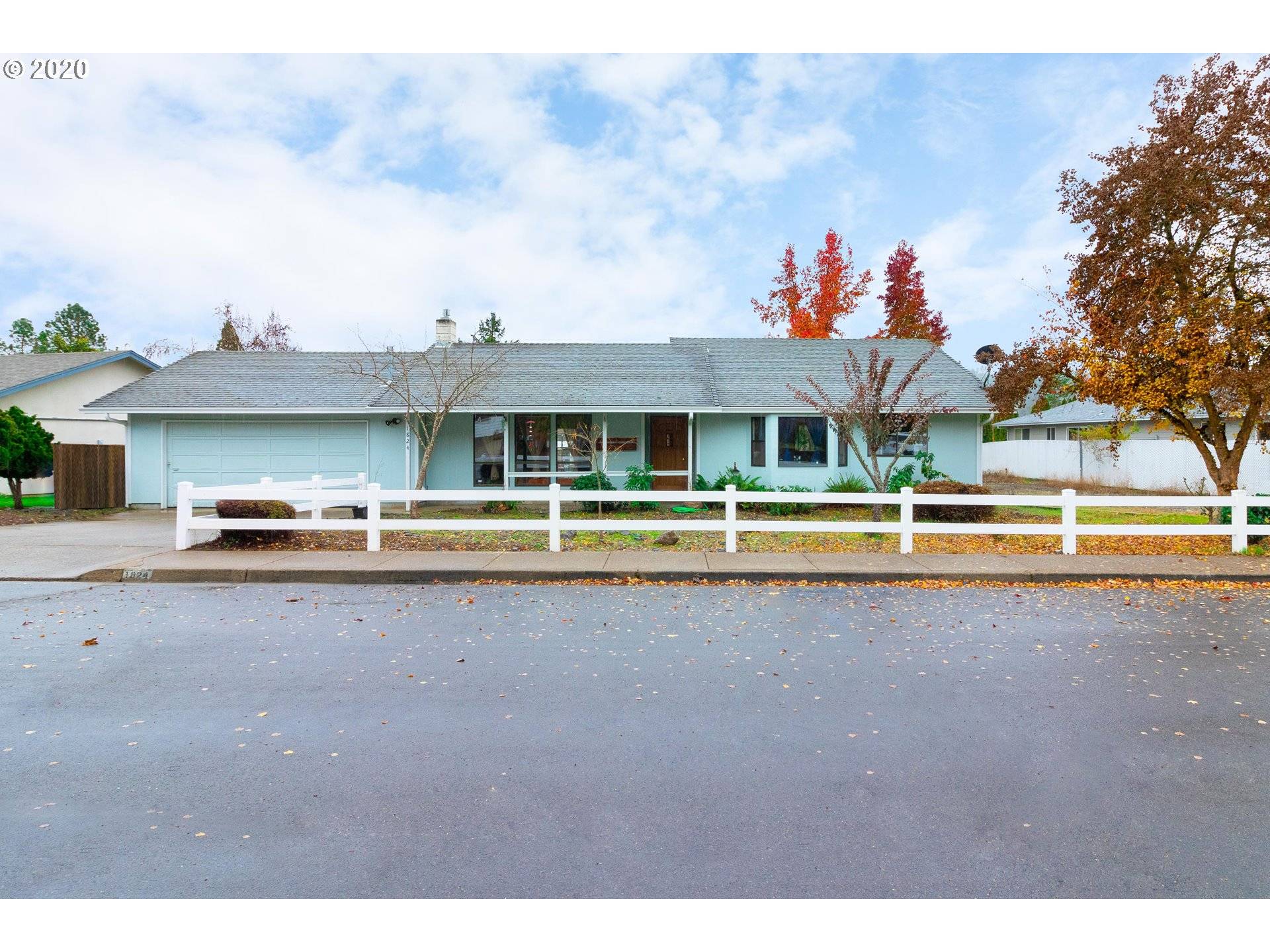 Sutherlin, OR 97479,1824 GARNET CT