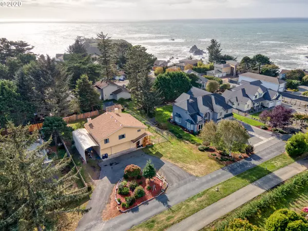 330 MILL BEACH RD, Brookings, OR 97415