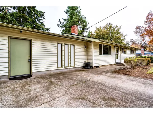 Eugene, OR 97404,735 NADINE AVE