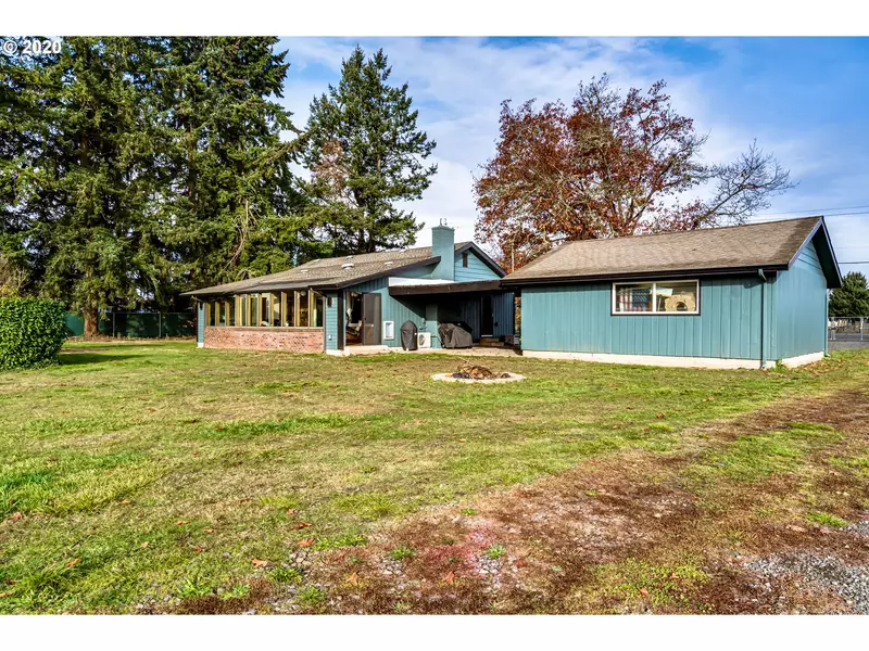 34821 SEAVEY LOOP RD, Eugene, OR 97405