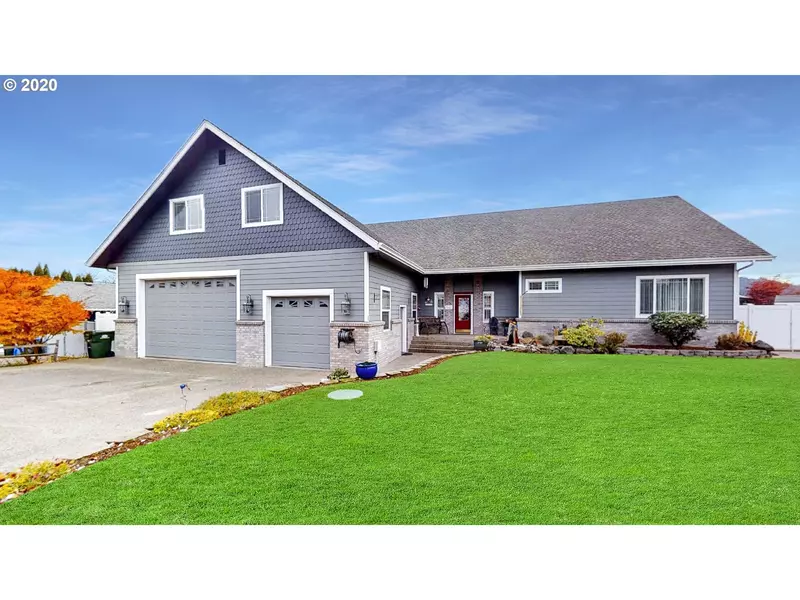 2262 EAGLE LOOP, Sutherlin, OR 97479