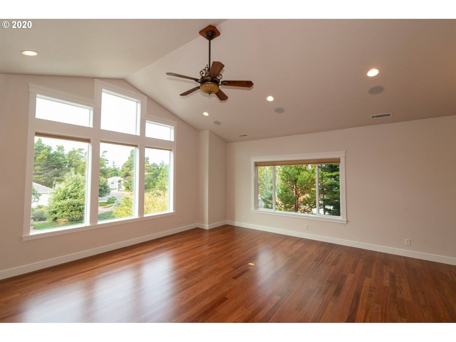 Florence, OR 97439,90 SAILORS RAVINE CT