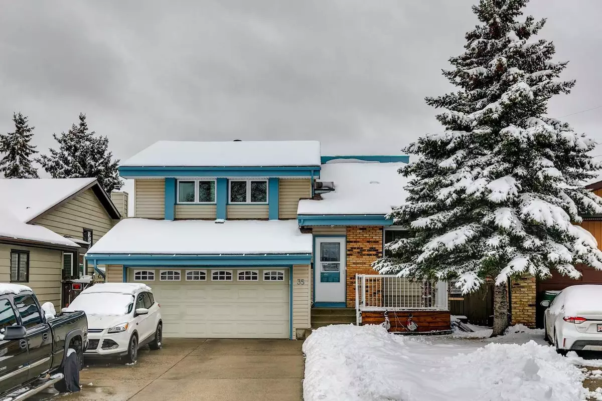 Calgary, AB T2J 6N9,35 Deer Bay SE