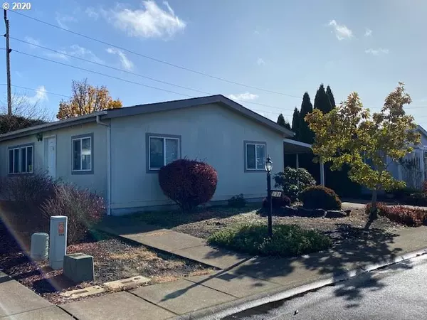 Eugene, OR 97401,3700 BABCOCK LN #138