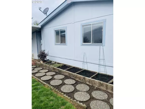 Eugene, OR 97402,1699 N TERRY ST #339