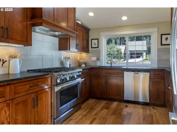 Tualatin, OR 97062,8702 SW MARTINAZZI CT