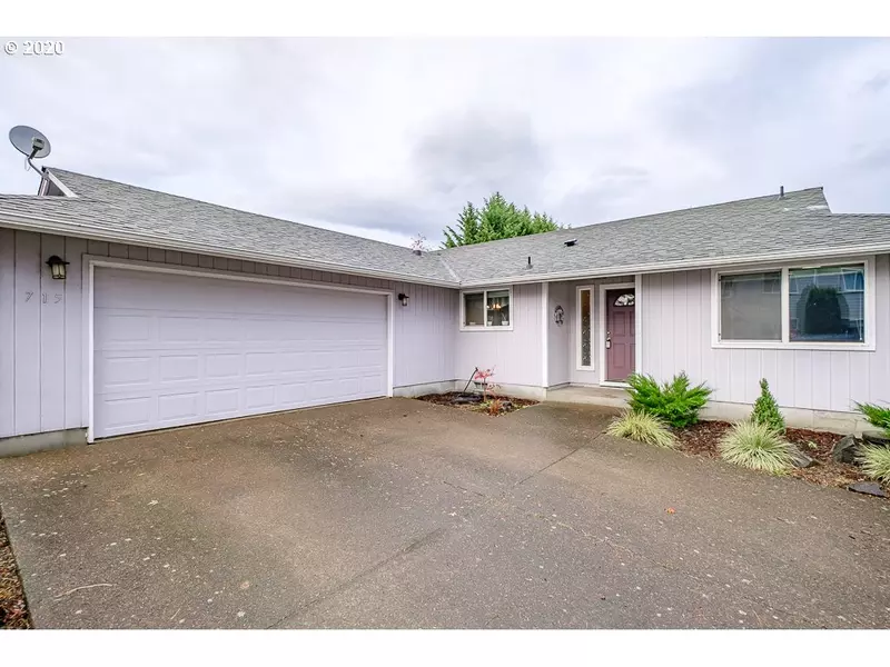 715 W MARQUAM ST, Mt Angel, OR 97362