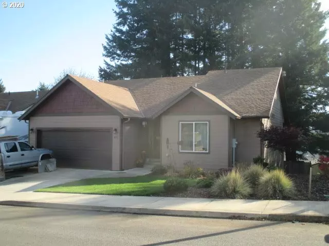 435 NW 6TH ST, Willamina, OR 97396