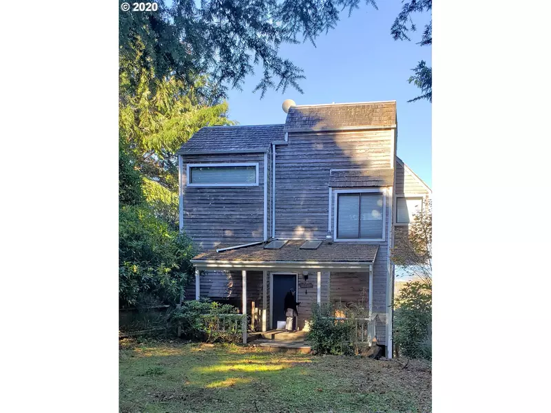 4780 VALLEY VIEW DR, Neskowin, OR 97149