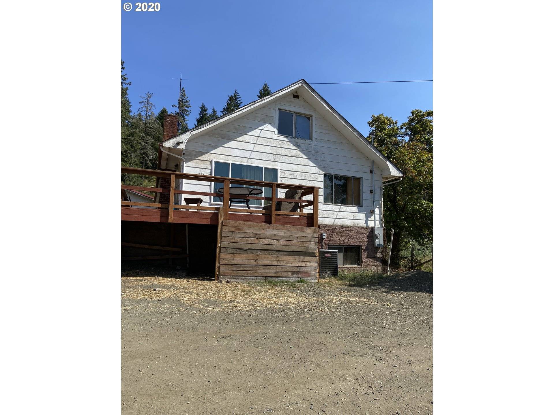 1312 S CALAPOOIA ST, Sutherlin, OR 97479