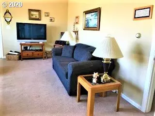 Seaside, OR 97138,Ambassador Condo #7