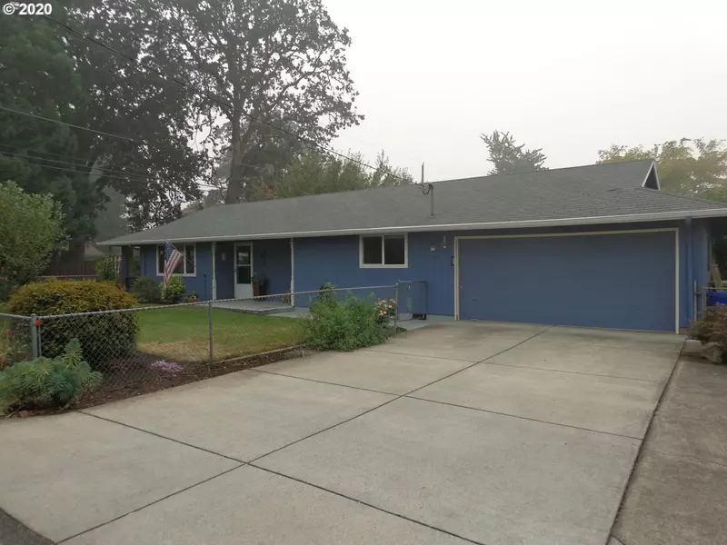 425 N 15TH AVE, Cornelius, OR 97113