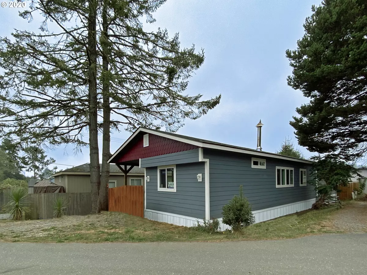 Brookings, OR 97415,96465 COVERDELL RD #37