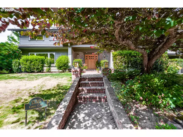 Lake Oswego, OR 97034,13745 CAMEO CT