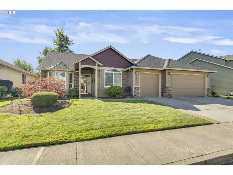 3013 NW ASTOR ST, Camas, WA 98607