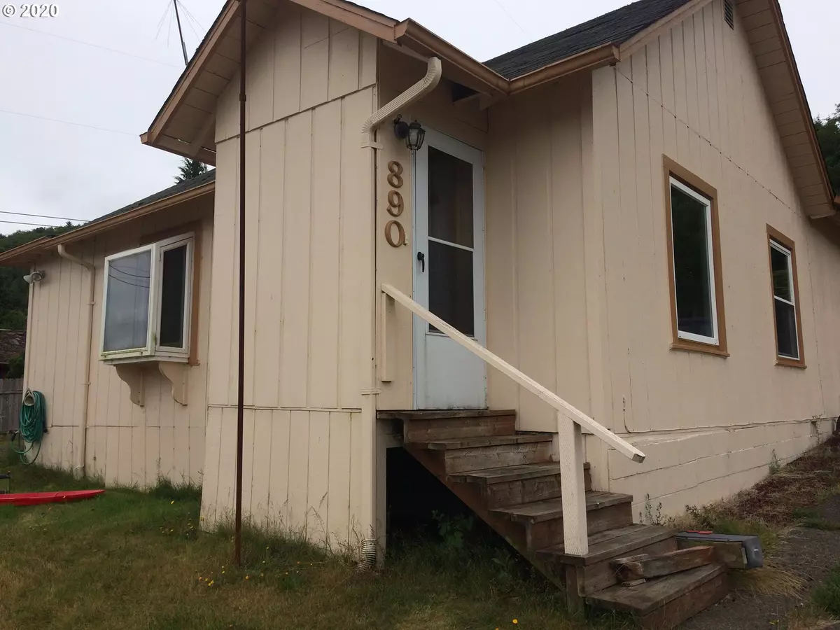 Reedsport, OR 97467,890 DOYLE ST