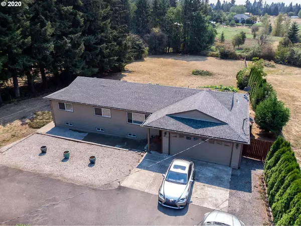 18580 SE SUNNYSIDE RD, Damascus, OR 97089