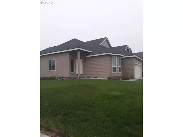 Boardman, OR 97818,102 FALCON CT