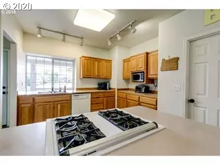 Eugene, OR 97401,3661 BERKSHIRE ST