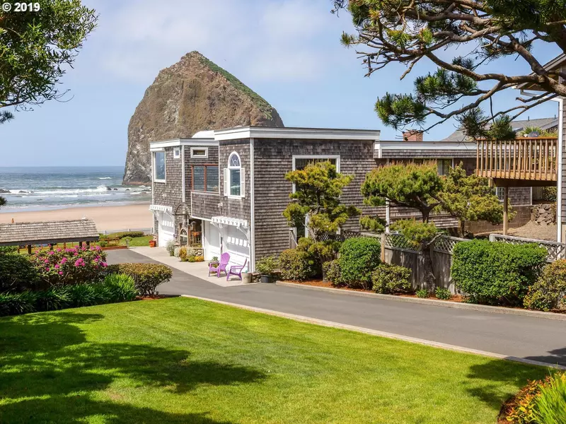 1868 Pacific ST, Cannon Beach, OR 97110