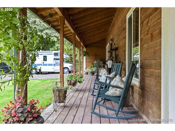 Sandy, OR 97055,54900 E SHADY LN