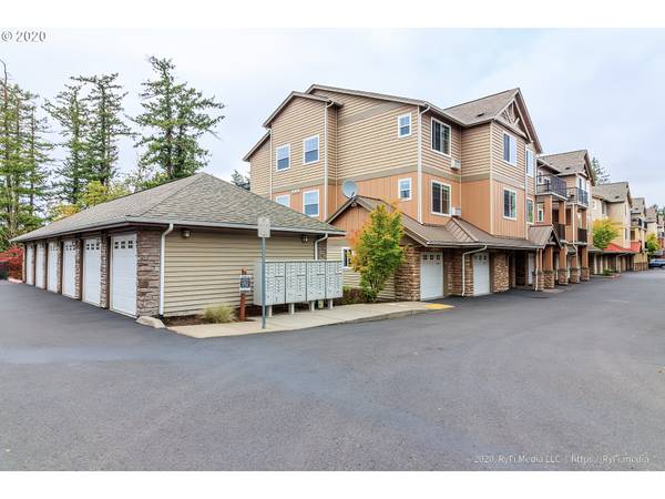 675 NW FALLING WATERS LN #301, Portland, OR 97229